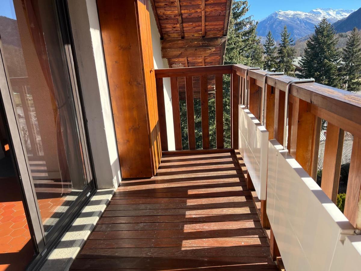 Apartment L'ecureuil St Leger Les Melezes *