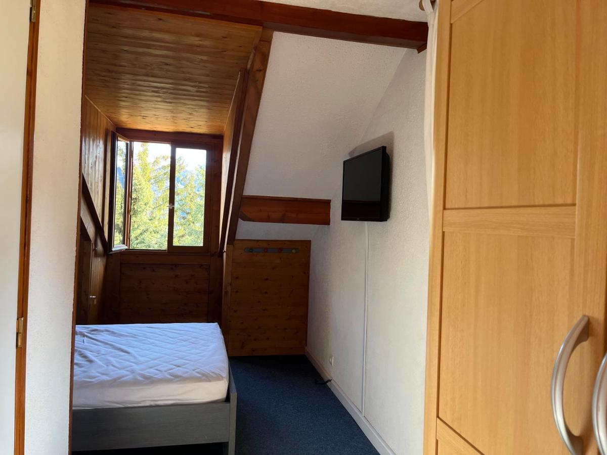Apartment L'ecureuil St Leger Les Melezes *